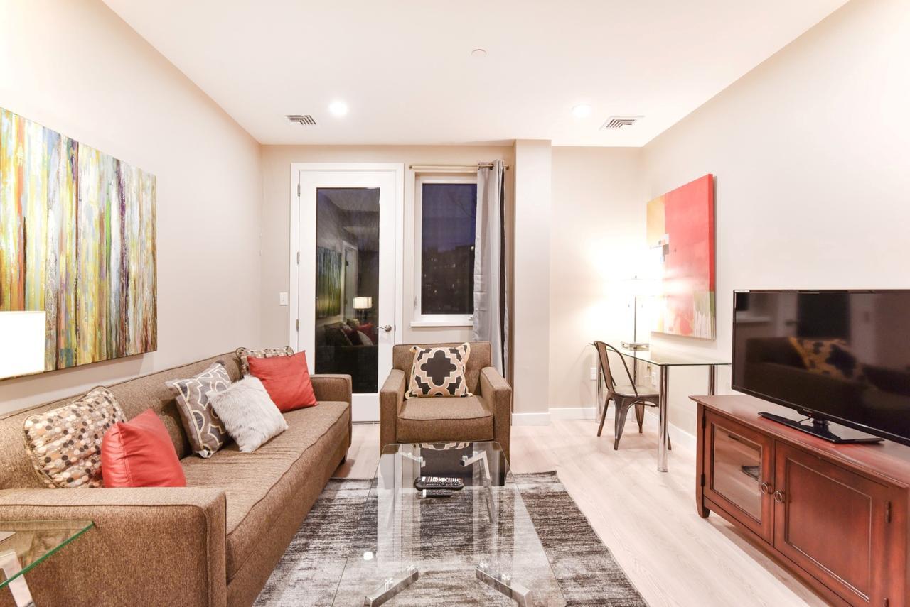 Global Luxury Suites At Longwood Brookline Bilik gambar