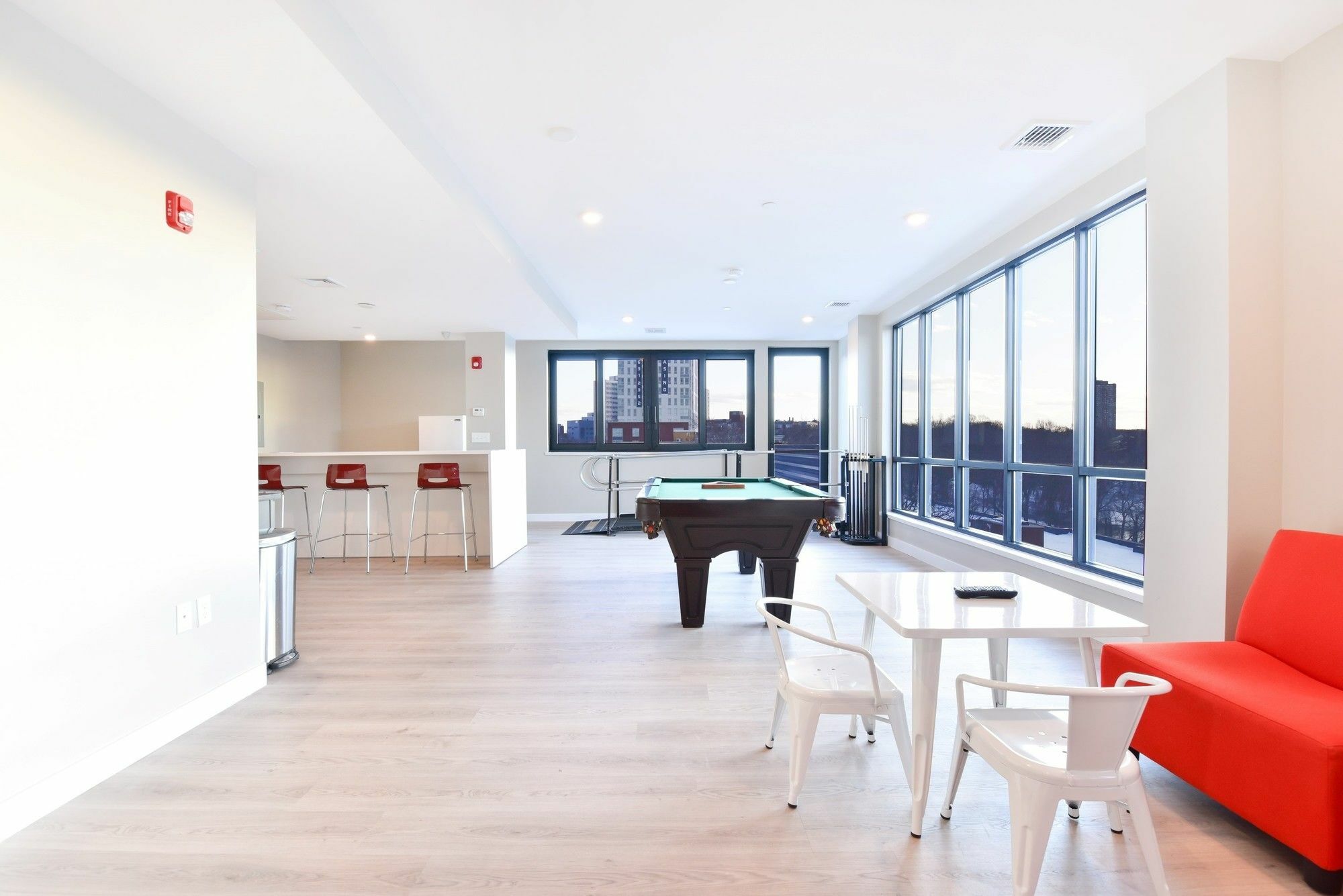 Global Luxury Suites At Longwood Brookline Luaran gambar